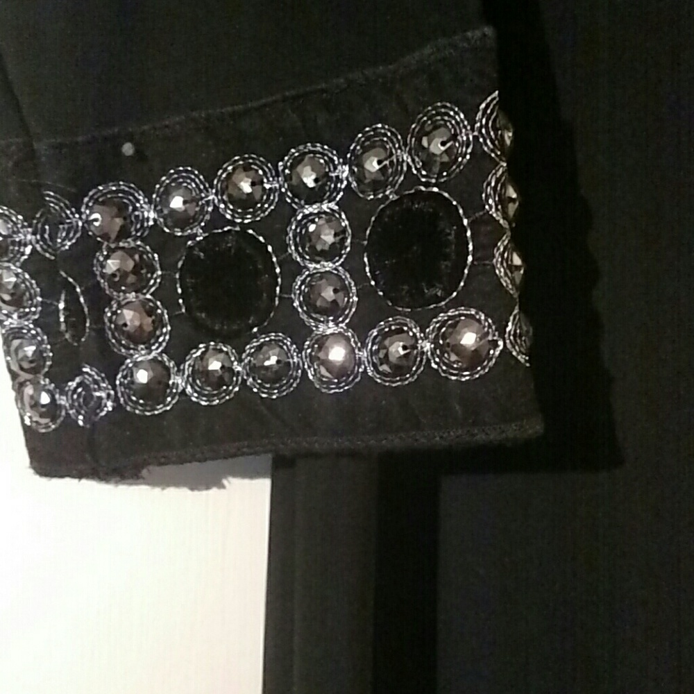 Dress - Picture 4 of 4